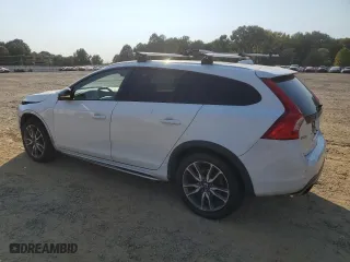 2016 Volvo V60 Cross Country T5 with VIN YV4612HK4G1003042, listed as a Copart auction lot 74529634 with 123,251 mi miles and Clean Title. Bid and sale history available at carsss.com. Image 2.