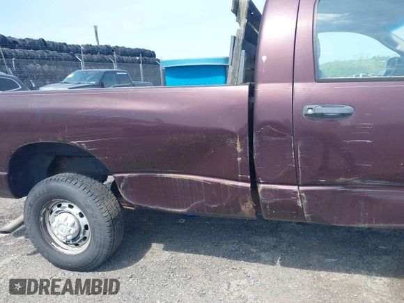 2005 Dodge 2500 ST with VIN 3D7KS26D25G833235, listed as a IAAI auction lot 42170077 with 164,000 mi miles. Bid and sale history available at carsss.com. Image 16.