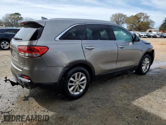 2017 Kia Sorento LX with VIN 5XYPG4A35HG189020, listed as a Copart auction lot 50507475 with 81,779 mi miles and Salvage Title. Bid and sale history available at carsss.com. Image 3.