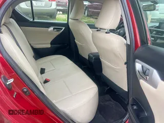 2013 Lexus CT 200h z VIN JTHKD5BH3D2165045, wystawiony jako Copart lot #59756555 z przebiegiem 106 547 mil mil oraz Tytuł czysty. Historia ofert i sprzedaży dostępna na DreamBid. Obrazek 6.