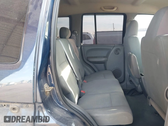 2006 Jeep Liberty Sport with VIN 1J4GL48536W107539, listed as a IAAI auction lot 41612491 with 121,459 mi miles and . Bid and sale history available at carsss.com. Image 8.