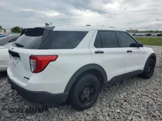 2021 Ford Police Interceptor Utility z VIN 1FM5K8AB3MGB72272, wystawiony jako Copart lot #53368115 z przebiegiem 55 137 mil mil oraz Szkoda całkowita • Salvage title. Historia ofert i sprzedaży dostępna na DreamBid. Obrazek 3.