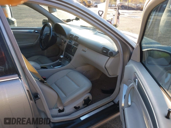 2005 Mercedes-Benz C 230 Kompressor with VIN WDBRF40J75F721490, listed as a IAAI auction lot 42122790 with 127,443 mi miles and . Bid and sale history available at DreamBid. Image 5.