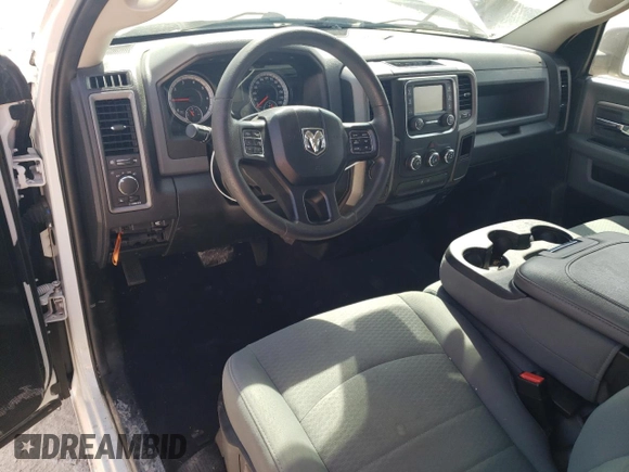 2019 Ram 1500 Tradesman z VIN 3C6JR6DT7KG532305, wystawiony jako Copart lot #50749385 z przebiegiem 72 417 mil mil oraz Szkoda całkowita • Salvage title. Historia ofert i sprzedaży dostępna na DreamBid. Obrazek 8.