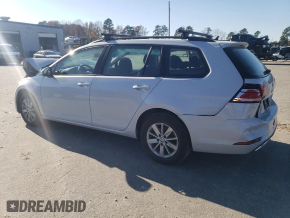 2018 Volkswagen Golf с VIN 3VW717AU7JM765143, выставлен на аукционе Copart как лот 82933624 с пробегом 102 845 миль миль и Списание • Salvage title. История ставок и продаж доступна на DreamBid. Изображение 2.