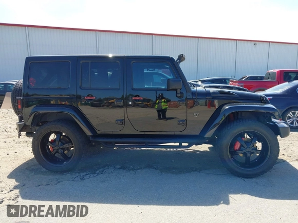 2014 Jeep Wrangler Unlimited Sahara with VIN 1C4BJWEG1EL258242, listed as a IAAI auction lot 41894966 with 90,234 mi miles. Bid and sale history available at carsss.com. Image 13.