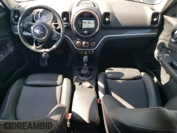 2018 MINI Countryman Cooper S E with VIN WMZYU7C49J3E56564, listed as a Copart auction lot 70389084 with 27,865 mi miles and Salvage Title. Bid and sale history available at carsss.com. Image 8.