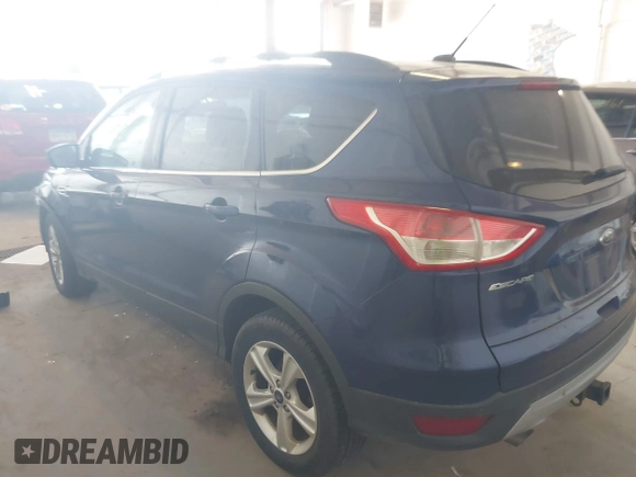 2014 Ford Escape SE with VIN 1FMCU0GX2EUB60350, listed as a IAAI auction lot 42159803 with 109,601 mi miles. Bid and sale history available at carsss.com. Image 3.