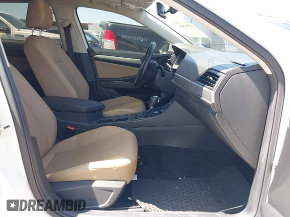 2019 Volkswagen Jetta S z VIN 3VWCB7BU9KM144272, wystawiony jako IAAI lot #41997518 z przebiegiem 91 950 mil mil oraz . Historia ofert i sprzedaży dostępna na DreamBid. Obrazek 5.