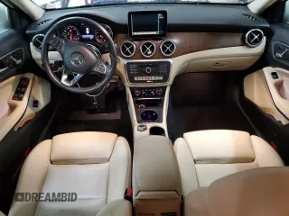 2018 Mercedes-Benz GLA 250 z VIN WDCTG4EB5JJ430879, wystawiony jako Copart lot #55912415 z przebiegiem 98 116 mil mil oraz Szkoda całkowita • Salvage title. Historia ofert i sprzedaży dostępna na DreamBid. Obrazek 8.