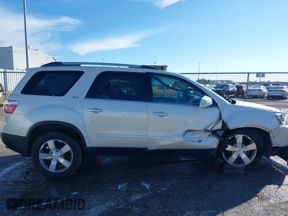 2010 GMC Acadia SLT1 with VIN 1GKLVMED0AJ167282, listed as a IAAI auction lot 41227299 with 121,293 mi miles. Bid and sale history available at carsss.com. Image 12.