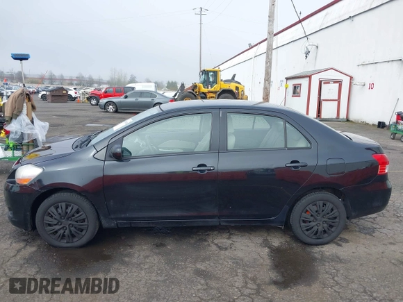 2008 Toyota Yaris with VIN JTDBT903284012329, listed as a IAAI auction lot 41879489 with 117,041 mi miles. Bid and sale history available at carsss.com. Image 14.