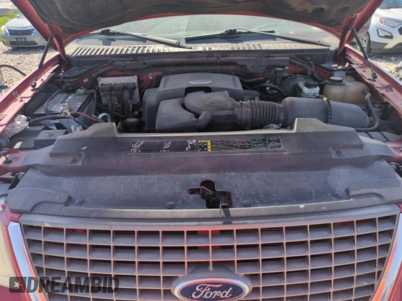 2003 Ford Expedition Special Service with VIN 1FMPU16LX3LC15541, listed as a Copart auction lot 61241495 with 172,862 mi miles and Salvage title. Bid and sale history available at DreamBid. Image 11.