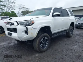 2022 Toyota 4Runner SR5 with VIN JTEMU5JR3N5987585, listed as a IAAI auction lot 41714815 with 38,874 mi miles and . Bid and sale history available at DreamBid. Image 23.