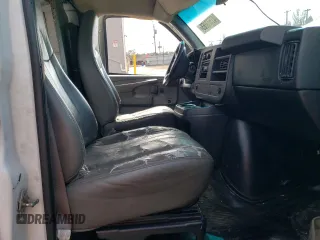 2010 Chevrolet Express Cargo Van with VIN 1GCUGADX0A1100654, listed as a Copart auction lot 47570865 with 0 mi miles and Salvage Title. Bid and sale history available at carsss.com. Image 7.