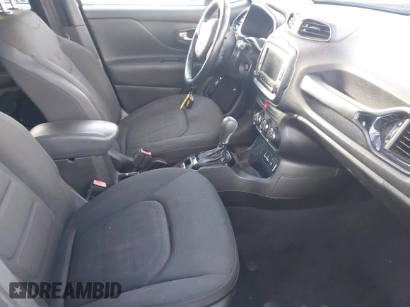 2017 Jeep Renegade Latitude with VIN ZACCJABB9HPE67907, listed as a IAAI auction lot 41425107 with 57,300 mi miles. Bid and sale history available at carsss.com. Image 5.