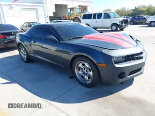2012 Chevrolet Camaro 2LS z VIN 2G1FA1E35C9194138, wystawiony jako IAAI lot #41785404 z przebiegiem 180 813 mil mil oraz . Historia ofert i sprzedaży dostępna na DreamBid. Obrazek 1.