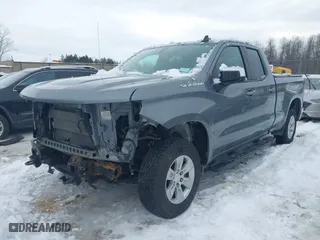 2019 Chevrolet Silverado 1500 LT with VIN 1GCRYDED2KZ308384, listed as a IAAI auction lot 41596693 with 61,162 mi miles. Bid and sale history available at carsss.com. Image 17.