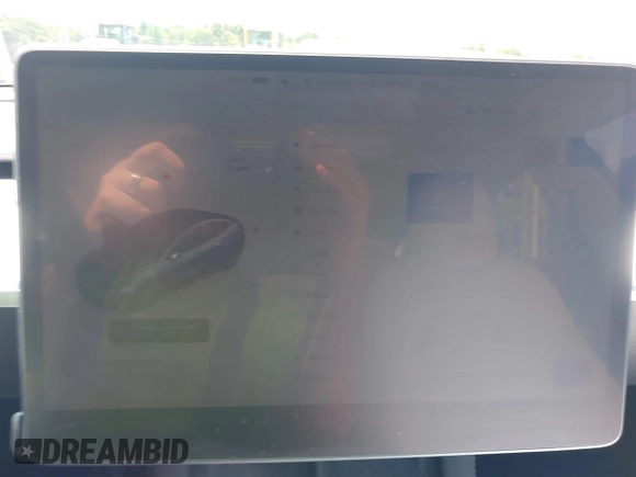 2023 Tesla Model 3 z VIN 5YJ3E1EA7PF413311, wystawiony jako IAAI lot #42442055 z przebiegiem 25 270 mil mil oraz . Historia ofert i sprzedaży dostępna na DreamBid. Obrazek 7.
