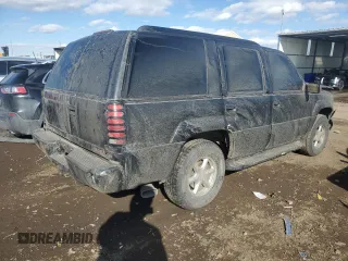 1999 GMC Denali z VIN 1GKEK13R1XR914199, wystawiony jako Copart lot #46247985 z przebiegiem 143 628 mil mil oraz Szkoda całkowita • Salvage title. Historia ofert i sprzedaży dostępna na DreamBid. Obrazek 3.