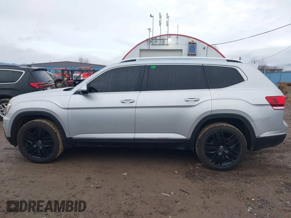 2018 Volkswagen Atlas SEL Premium with VIN 1V2NR2CA8JC575425, listed as a IAAI auction lot 41104744 with 62,774 mi miles and . Bid and sale history available at DreamBid. Image 15.