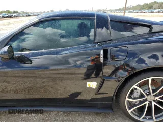 2011 Chevrolet Corvette Z16 Grand Sport 3LT z VIN 1G1YW2DW6B5103238, wystawiony jako Copart lot #73734824 z przebiegiem Nie podano mil oraz Nie do naprawy • Non repairable. Historia ofert i sprzedaży dostępna na DreamBid. Obrazek 12.