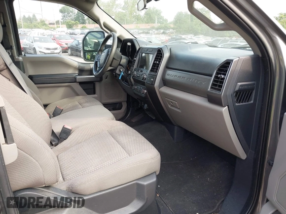 2022 Ford F-250 XL with VIN 1FT7X2BN0NED55131, listed as a IAAI auction lot 42344577 with 51,913 mi miles and . Bid and sale history available at DreamBid. Image 5.