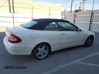 2005 Mercedes-Benz CLK 320 with VIN WDBTK65JX5F144573, listed as a Copart auction lot 82490314 with 164,811 mi miles and Clean Title. Bid and sale history available at DreamBid. Image 3.