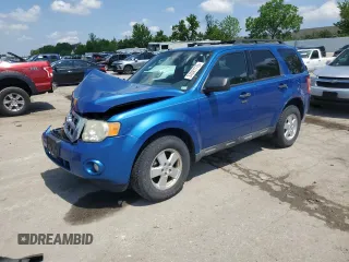 2011 Ford Escape XLT z VIN 1FMCU9D7XBKA27058, wystawiony jako Copart lot #57091775 z przebiegiem 207 378 mil mil oraz Szkoda całkowita • Salvage title. Historia ofert i sprzedaży dostępna na DreamBid. Obrazek 1.