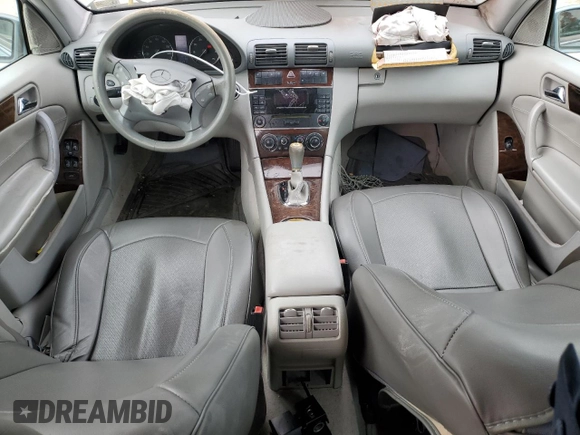 2005 Mercedes-Benz C 240 with VIN WDBRF61JX5F577623, listed as a Copart auction lot 41761925 with 74,095 mi miles and Salvage Title. Bid and sale history available at DreamBid. Image 8.