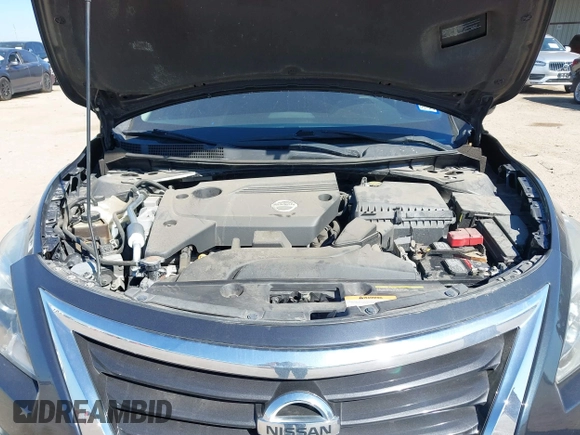 2014 Nissan Altima 2.5 S with VIN 1N4AL3AP3EN390472, listed as a IAAI auction lot 41666494 with 82,619 mi miles. Bid and sale history available at carsss.com. Image 10.