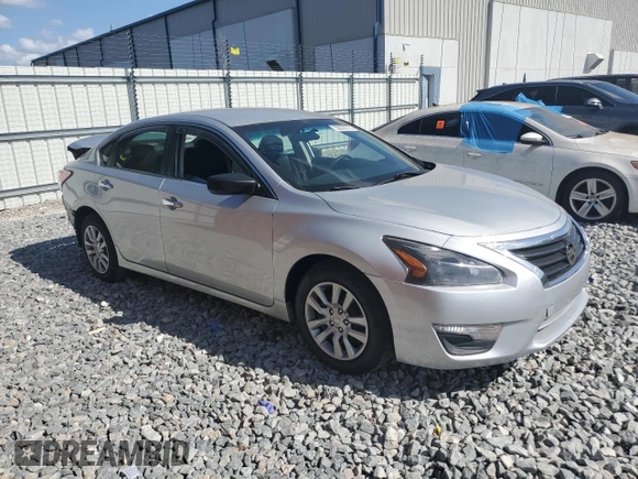 2014 Nissan Altima S with VIN 1N4AL3AP3EN350439, listed as a Copart auction lot 55078775 with 173,671 mi miles and Salvage Title. Bid and sale history available at DreamBid. Image 4.