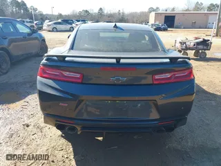 2016 Chevrolet Camaro 2SS with VIN 1G1FG1R71G0122171, listed as a IAAI auction lot 41304137 with 1 mi miles. Bid and sale history available at carsss.com. Image 15.