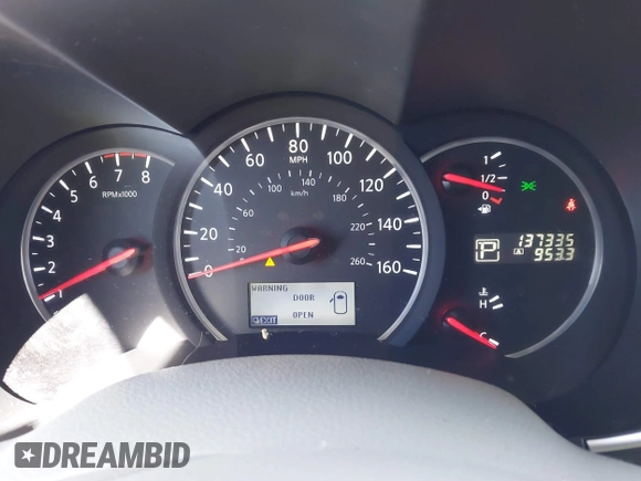 2014 Nissan Quest S with VIN JN8AE2KP6E9100574, listed as a IAAI auction lot 41658656 with 137,335 mi miles. Bid and sale history available at carsss.com. Image 7.