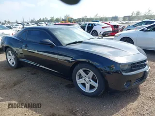 2011 Chevrolet Camaro 1LT z VIN 2G1FB1ED7B9145656, wystawiony jako IAAI lot #42228717 z przebiegiem 167 652 mil mil oraz . Historia ofert i sprzedaży dostępna na DreamBid. Obrazek 1.