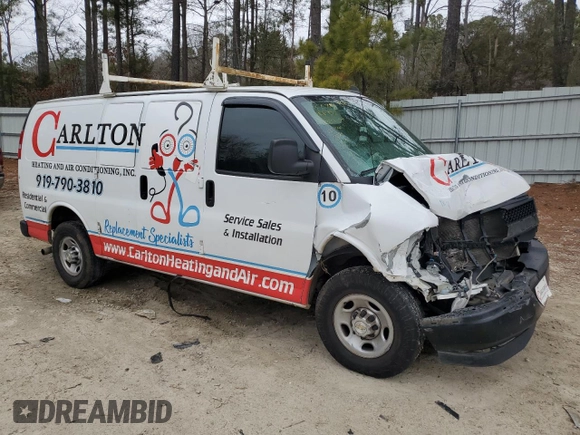 2020 Chevrolet Express Cargo Van with VIN 1GCWGAFG5L1254320, listed as a Copart auction lot 39557064 with 0 mi miles and Salvage Title. Bid and sale history available at carsss.com. Image 4.