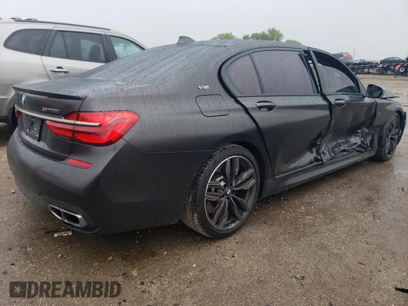 2018 BMW 7 Series M760i xDrive with VIN WBA7H6C5XJG614982, listed as a Copart auction lot 67186313 with 0 mi miles. Bid and sale history available at carsss.com. Image 3.