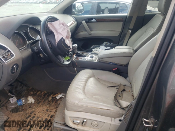 2015 Audi Q7 Premium Plus с VIN WA1LGAFE2FD007187, выставлен на аукционе Copart как лот 49166455 с пробегом 104 346 миль миль и Списание • Salvage title. История ставок и продаж доступна на DreamBid. Изображение 7.