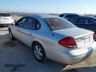 2004 Ford Taurus SE with VIN 1FAFP53U74A125083, listed as a IAAI auction lot 41637777 with 132,100 mi miles and . Bid and sale history available at DreamBid. Image 3.