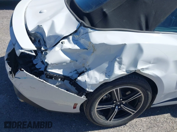 2024 Ford Mustang EcoBoost с VIN 1FAGP8UH3R5134242, выставлен на аукционе IAAI как лот 42626535 с пробегом 33 755 миль миль и . История ставок и продаж доступна на DreamBid. Изображение 6.