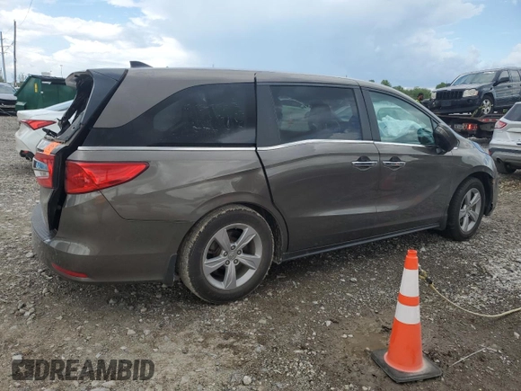 2019 Honda Odyssey EX-L z VIN 5FNRL6H79KB133976, wystawiony jako Copart lot #56988215 z przebiegiem Nie podano mil oraz Szkoda całkowita • Salvage title. Historia ofert i sprzedaży dostępna na DreamBid. Obrazek 3.