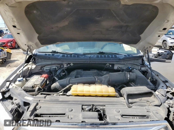 2017 Ford F-150 XL with VIN 1FTEW1EG1HKE48733, listed as a Copart auction lot 61860995 with 180,898 mi miles and Salvage title. Bid and sale history available at DreamBid. Image 11.
