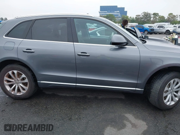 2016 Audi Q5 Premium Plus z VIN WA1L2AFPXGA057810, wystawiony jako IAAI lot #42730057 z przebiegiem 129 551 mil mil oraz . Historia ofert i sprzedaży dostępna na DreamBid. Obrazek 13.