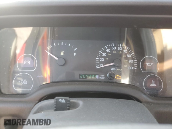 2000 Jeep Cherokee SE with VIN 1J4FF27S8YL173099, listed as a Copart auction lot 86200574 with 204,394 mi miles and Clean title. Bid and sale history available at DreamBid. Image 9.