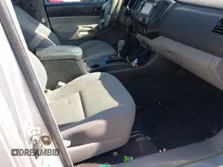 2013 Toyota Tacoma with VIN 5TFTX4CN5DX035346, listed as a IAAI auction lot 41169986 with 177,513 mi miles and . Bid and sale history available at DreamBid. Image 5.