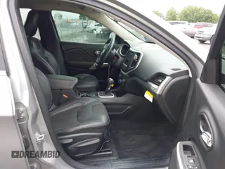 2018 Jeep Cherokee Latitude Plus with VIN 1C4PJLLB9JD590607, listed as a IAAI auction lot 42489554 with 168,116 mi miles and . Bid and sale history available at DreamBid. Image 5.