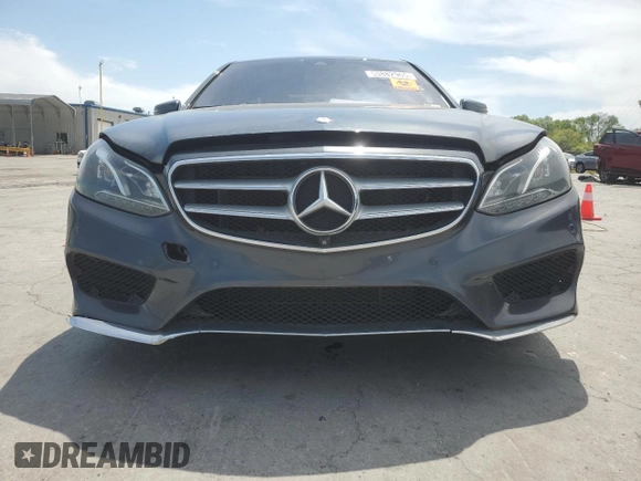 2014 Mercedes-Benz E-Class E 350 Luxury with VIN WDDHF8JB7EA833737, listed as a Copart auction lot 53882965 with 154,326 mi miles and Clean Title. Bid and sale history available at carsss.com. Image 5.
