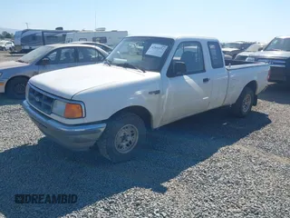 1994 Ford Ranger XL z VIN 1FTCR14A1RPB92769, wystawiony jako IAAI lot #42846572 z przebiegiem 419 343 mil mil oraz . Historia ofert i sprzedaży dostępna na DreamBid. Obrazek 2.