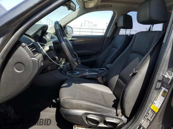 2014 BMW X1 xDrive28i with VIN WBAVL1C51EVY20752, listed as a Copart auction lot 52236685 with 130,956 mi miles and Clean Title. Bid and sale history available at carsss.com. Image 7.