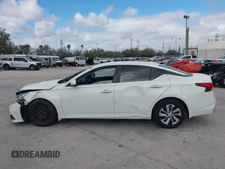 2020 Nissan Altima S z VIN 1N4BL4BV2LC228722, wystawiony jako IAAI lot #41638753 z przebiegiem 164 716 mil mil oraz . Historia ofert i sprzedaży dostępna na DreamBid. Obrazek 14.